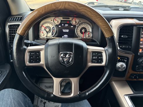 Used 2014 RAM 1500 Laramie Longhorn w/ Convenience Group image 25