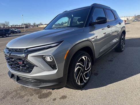 New 2025 Chevrolet TrailBlazer RS w/ Convenience Package image 1