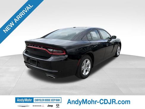 Used 2022 Dodge Charger SXT RWD image 7