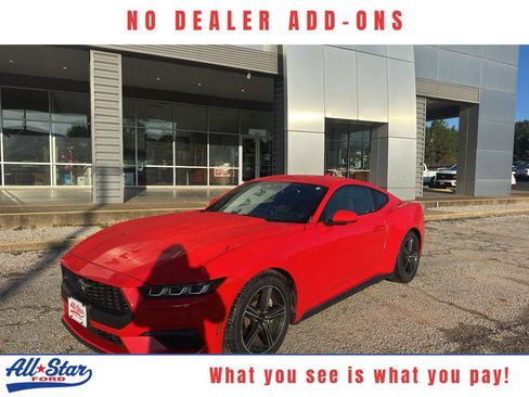 Used 2024 Ford Mustang EcoBoost image 1