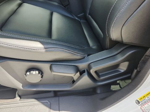 New 2025 Ford Bronco Badlands image 14