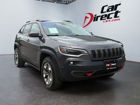 Used 2019 Jeep Cherokee Trailhawk AWD/4WD image 1