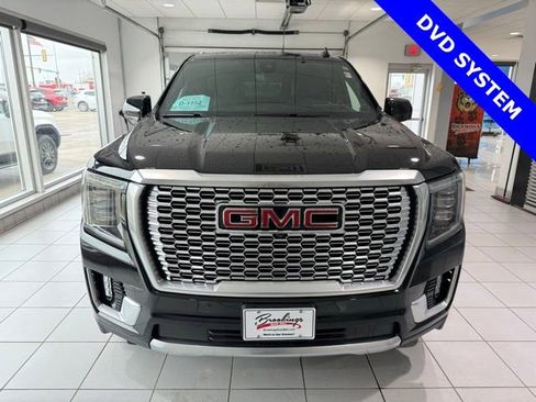 Used 2021 GMC Yukon Denali w/ Denali Premium Package image 6