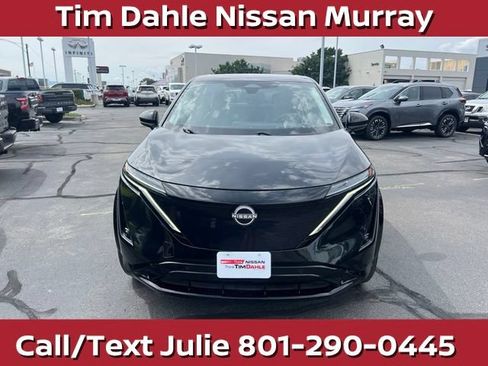 Used 2023 Nissan Ariya AWD image 4