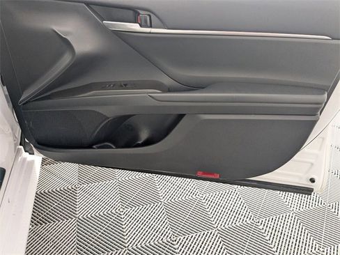 Used 2024 Toyota Camry LE image 29