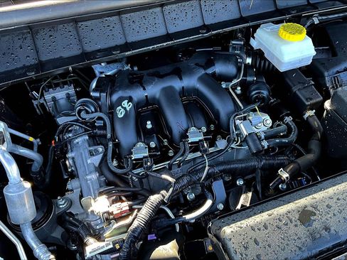 Used 2025 Nissan Pathfinder SL w/ Black Appearance Package image 31