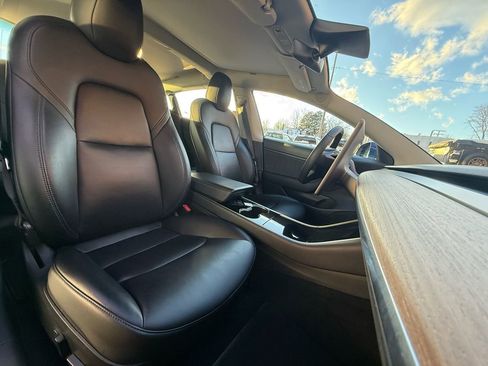 Used 2020 Tesla Model 3 Long Range image 32