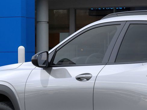 New 2026 Chevrolet Trax RS w/ Driver Confidence Package image 12