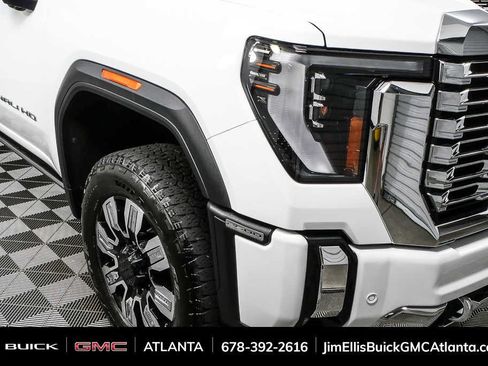 Used 2025 GMC Sierra 2500 Denali w/ Denali Reserve Package AWD/4WD image 34