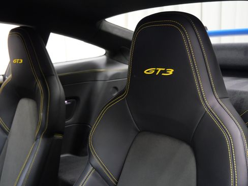 Used 2022 Porsche 911 GT3 RWD image 18