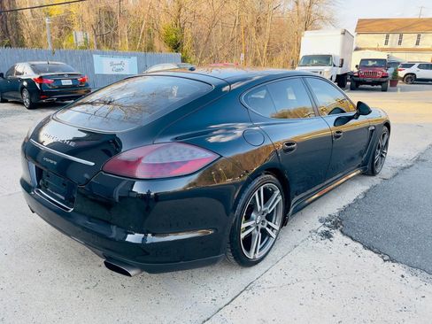 Used 2011 Porsche Panamera image 4