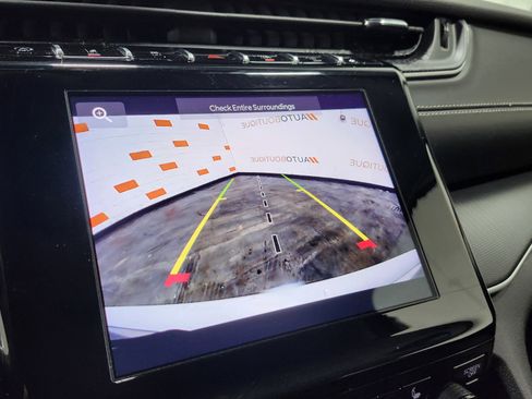 Used 2023 Jeep Grand Cherokee L Laredo w/ Luxury Tech Group I image 2