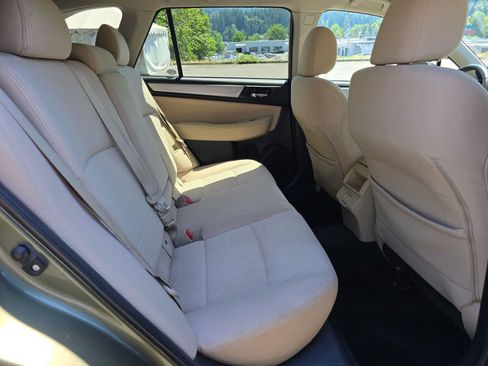 Used 2019 Subaru Outback 2.5i Premium AWD/4WD image 13