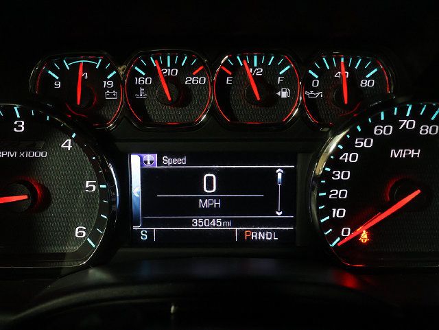 Used 2017 Chevrolet Silverado 1500 LT w/ All Star Edition AWD/4WD image 17