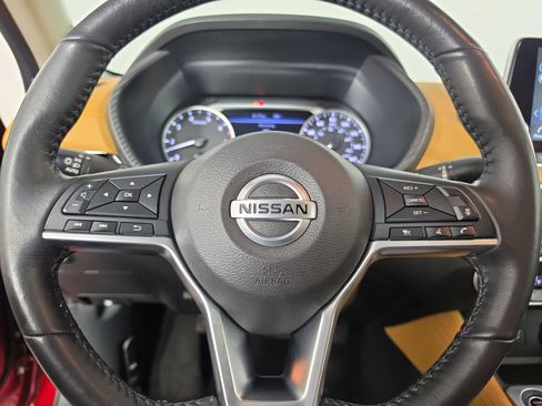 Used 2022 Nissan Sentra SV w/ SV Premium Package FWD image 21