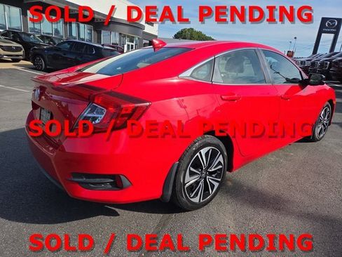 Used 2018 Honda Civic EX-L image 5