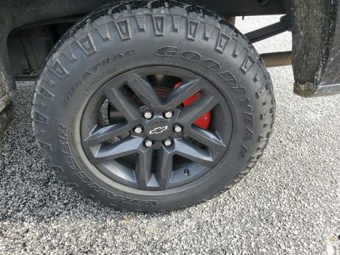 Used 2019 Chevrolet Silverado 1500 LT Trail Boss image 10