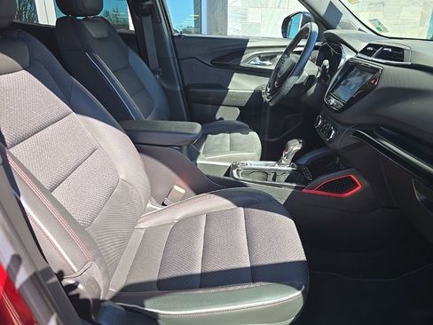 Used 2023 Chevrolet TrailBlazer RS w/ Convenience Package image 28