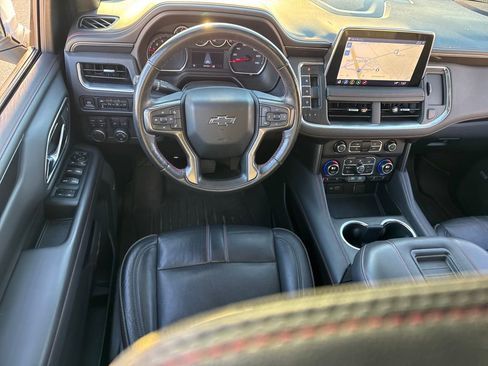 Used 2021 Chevrolet Suburban RST w/ Luxury Package image 15