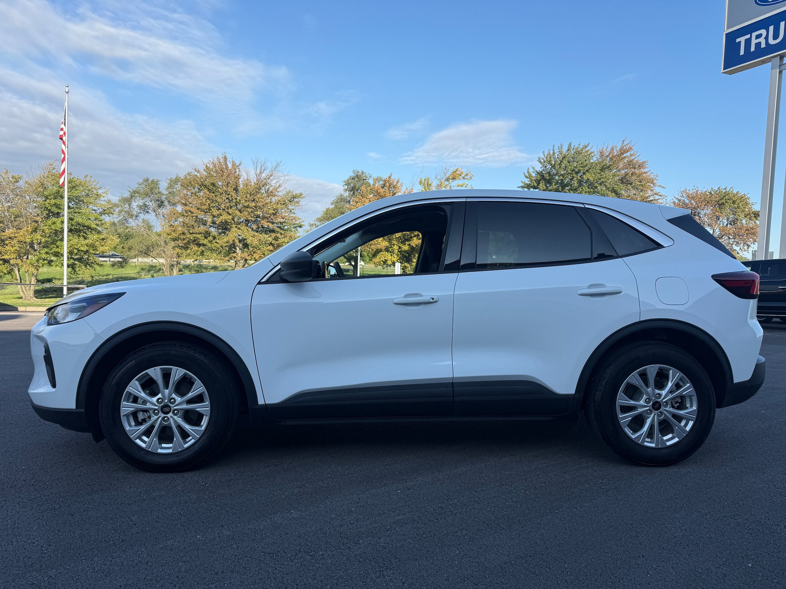 Used 2024 Ford Escape Active FWD image 5