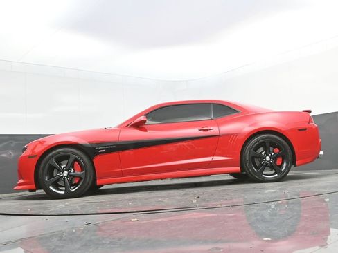 Used 2015 Chevrolet Camaro SS w/ RS Package image 26