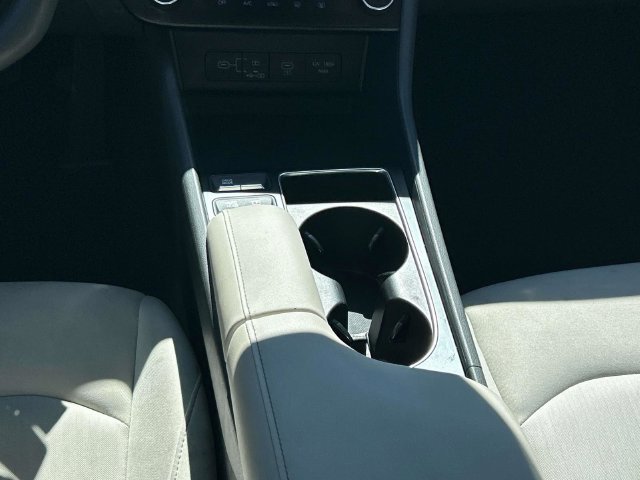 Used 2025 Hyundai Sonata SEL FWD image 15