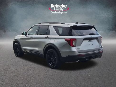 Used 2023 Ford Explorer ST-Line w/ Class IV Trailer Tow Package AWD/4WD image 8