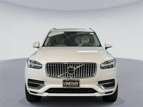 Used 2021 Volvo XC90 T8 Inscription w/ Protection Package Premier image 8