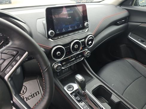 Certified 2025 Nissan Sentra SR w/ SR Premium Package image 9