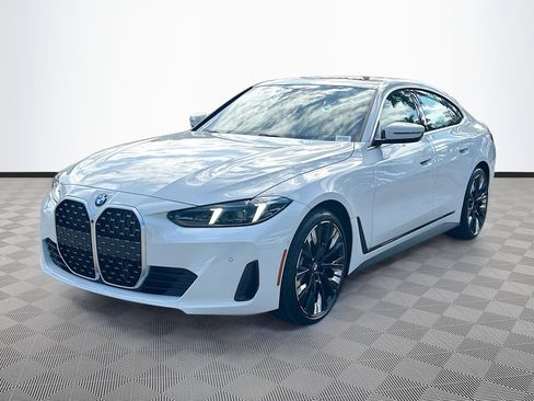 New 2026 BMW 430i w/ Premium Package RWD image 3