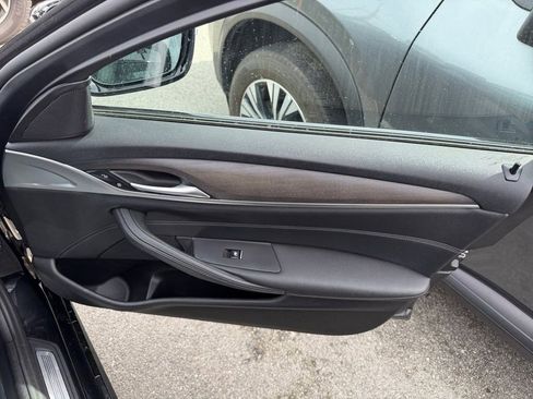 Used 2023 BMW 530i w/ M Sport Package image 29