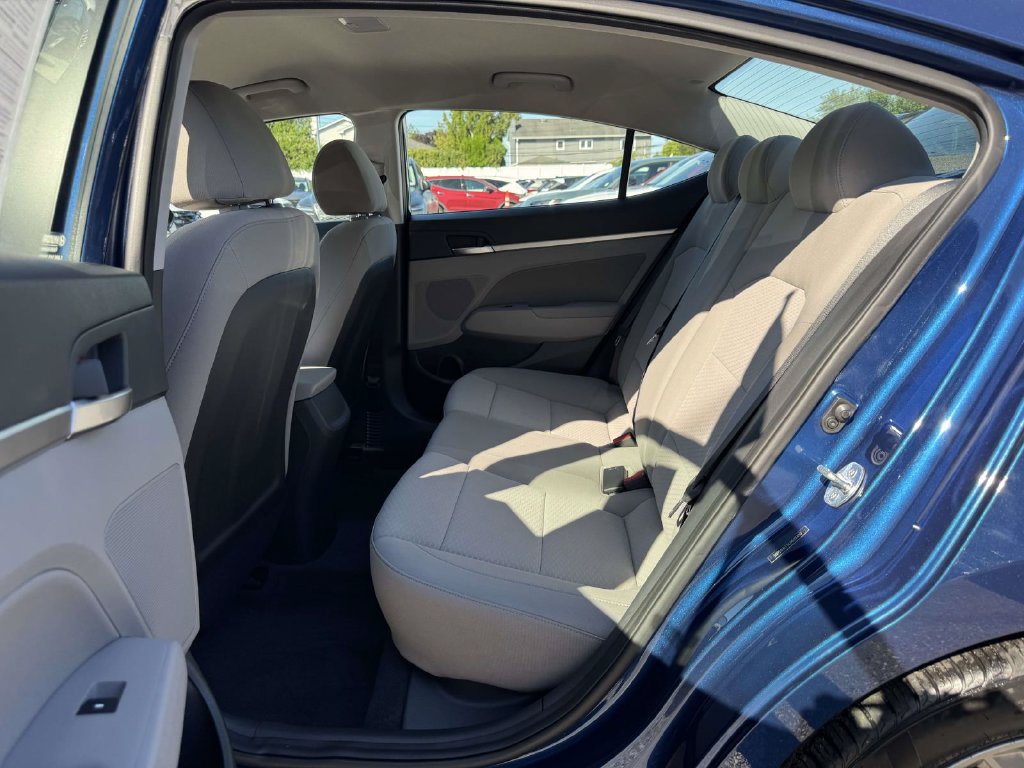 Used 2020 Hyundai Elantra SEL w/ Cargo Package (C1) FWD image 13
