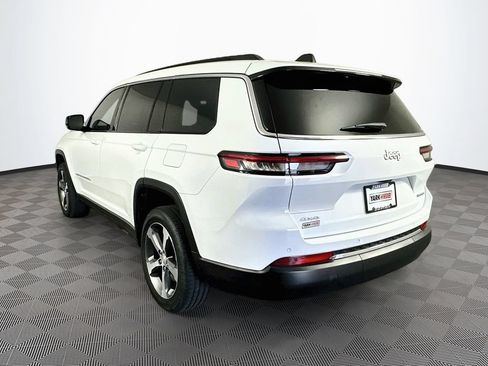Used 2024 Jeep Grand Cherokee L Limited AWD/4WD image 6