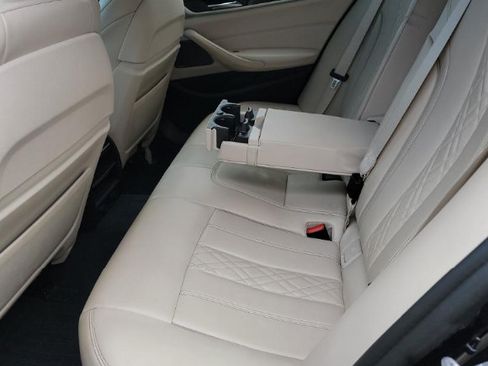Used 2019 BMW M550i xDrive w/ Dynamic Handling Package AWD/4WD image 5