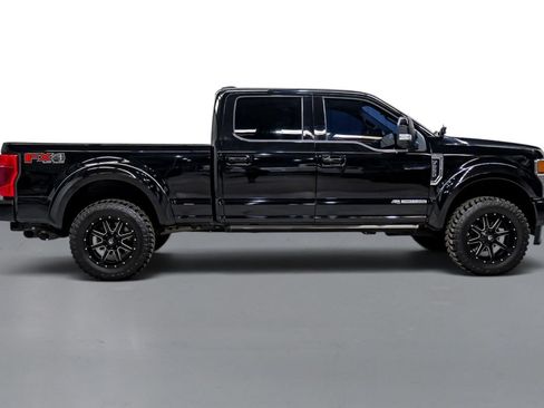Used 2020 Ford F250 Lariat w/ Lariat Ultimate Package AWD/4WD image 6
