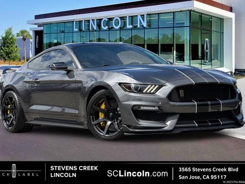 Used 2017 Ford Mustang Shelby GT350 RWD image 1