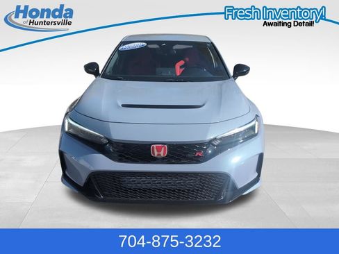 Certified 2024 Honda Civic Type R image 3