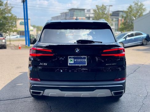 Used 2022 BMW X5 xDrive40i w/ Premium Package image 5