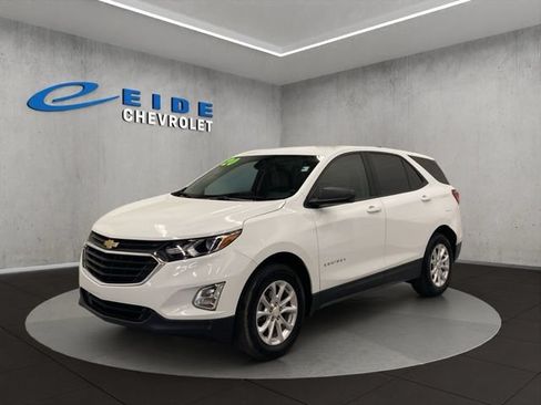 Used 2020 Chevrolet Equinox LS AWD/4WD image 10