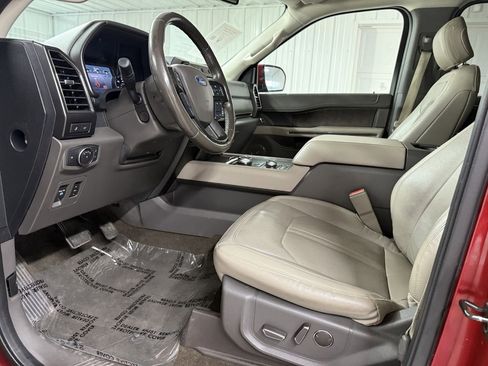 Used 2019 Ford Expedition Limited image 8