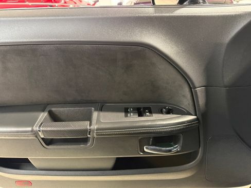 Used 2012 Dodge Challenger SRT8 w/ Premium Sound Group image 29