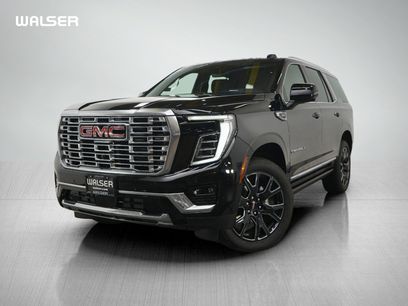 Used 2025 GMC Yukon Denali w/ Sun & Power Step Package
