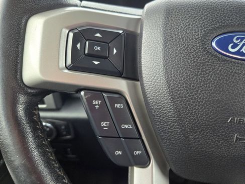 Used 2020 Ford F150 Lariat w/ FX4 Off-Road Package image 14