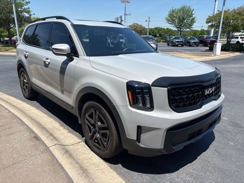 Used 2024 Kia Telluride EX X-Line AWD/4WD image 2