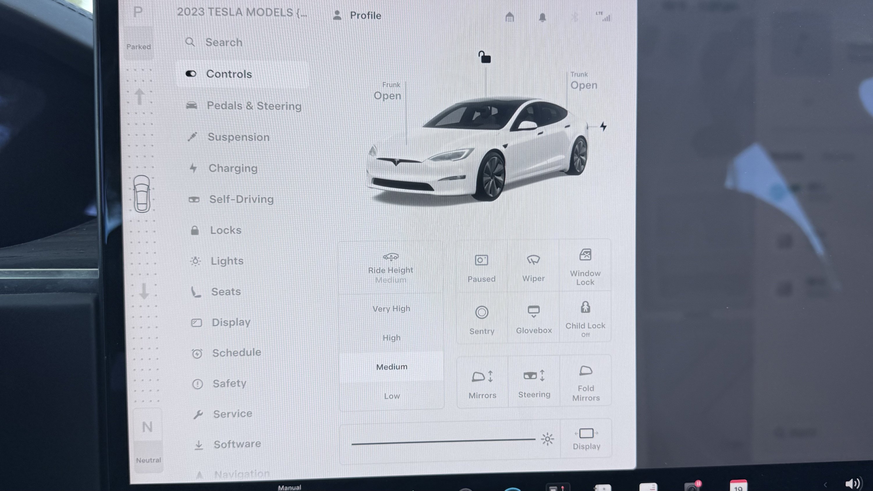 Used 2023 Tesla Model S AWD/4WD image 54
