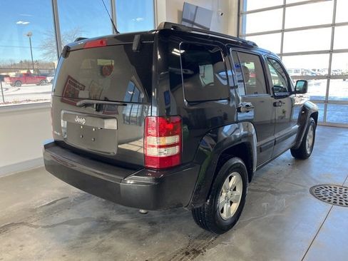 Used 2011 Jeep Liberty Sport w/ Popular Equipment Group image 4