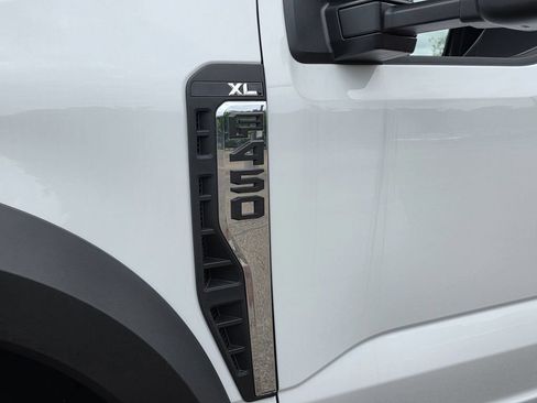 Used 2024 Ford F450 XL RWD image 33