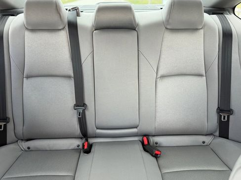 Used 2018 Honda Accord LX image 15