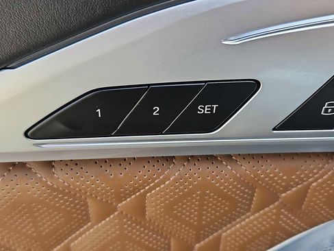 Used 2020 BMW M8 Coupe w/ M Driver's Package AWD/4WD image 16