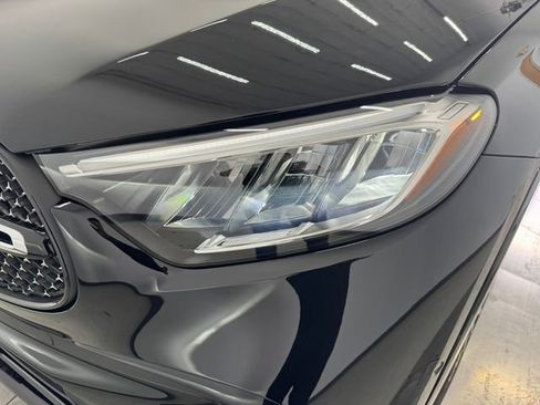 New 2026 Mercedes-Benz GLC 300 image 32